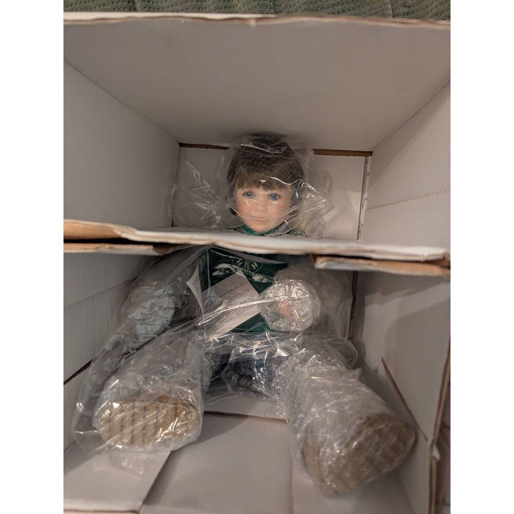 NEW Emily The First 4-H Collector Doll Danbury Mint Porcelain Original Box